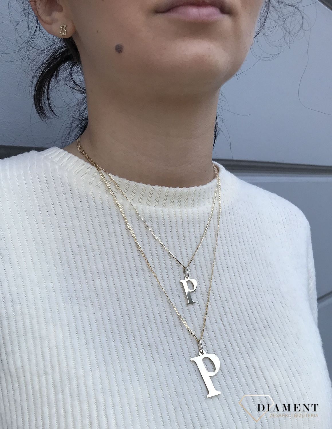 Precyzyjnie wykonana złota zawieszka od Sklepu Jubilerskiego Diament w kształcie litery Z.jpg